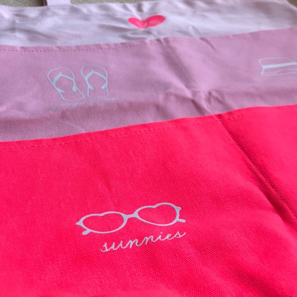 Victoria Secret Beach Bag - Picture 2 of 5